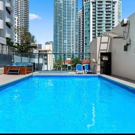 골드코스트 Fabulous Sea Views In The Heart Of Surfers 아파트 외부 사진
