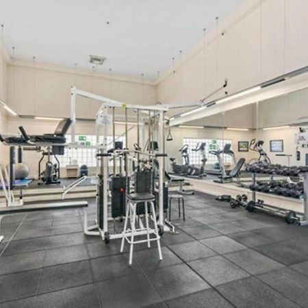 골드코스트 Fabulous Sea Views In The Heart Of Surfers 아파트 외부 사진