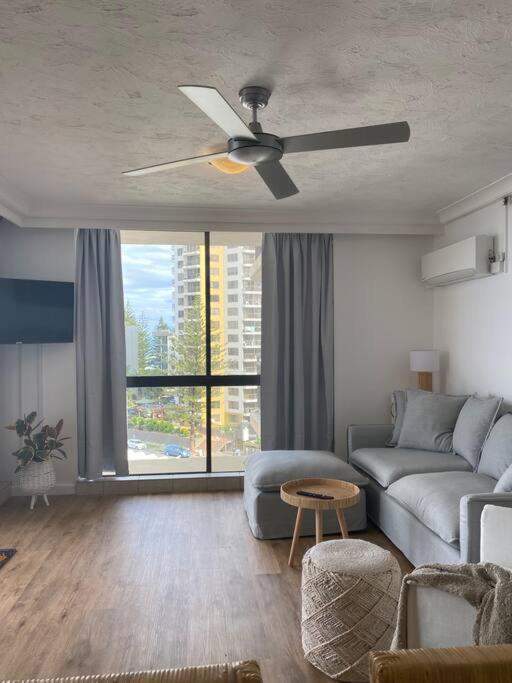 골드코스트 Fabulous Sea Views In The Heart Of Surfers 아파트 외부 사진